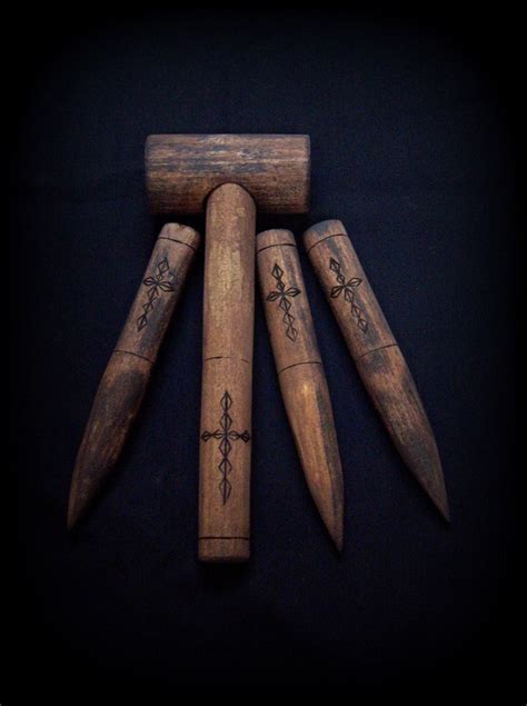vampire wooden stake|Weapon .